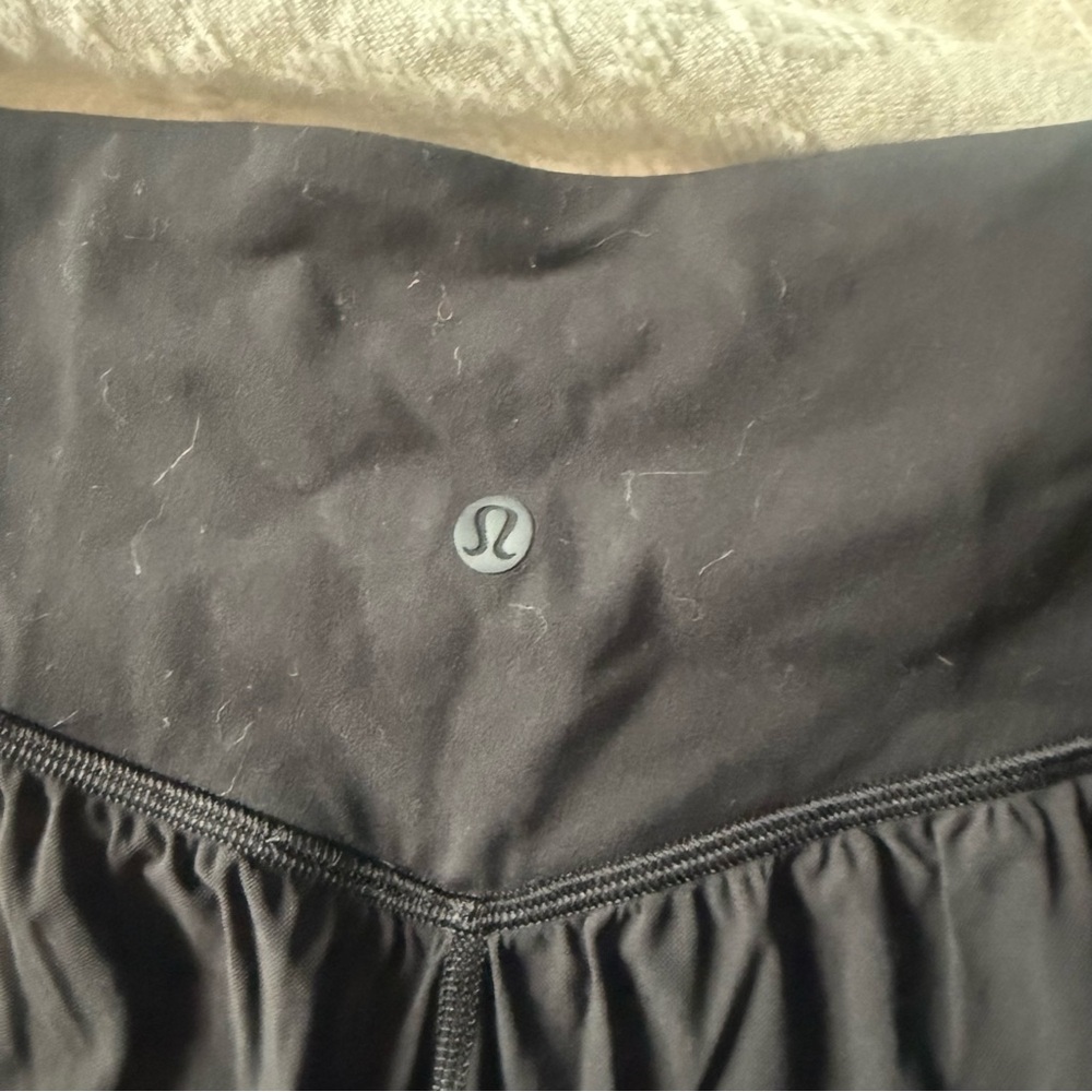 Lululemon Women's Black Mesh Overlay Shorts - Picture 3 of 5